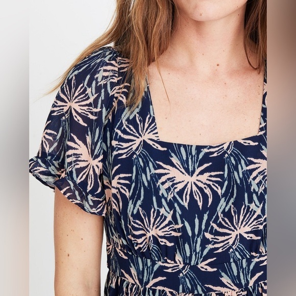 MADEWELL Ruffle-Sleeve Midi Dress in Oasis Palms SIZE XS - Picture 3 of 14